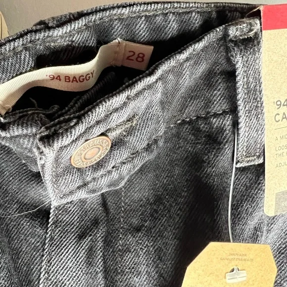 Levi's 94 Baggy Cargo Jeans - Picture 12 of 16